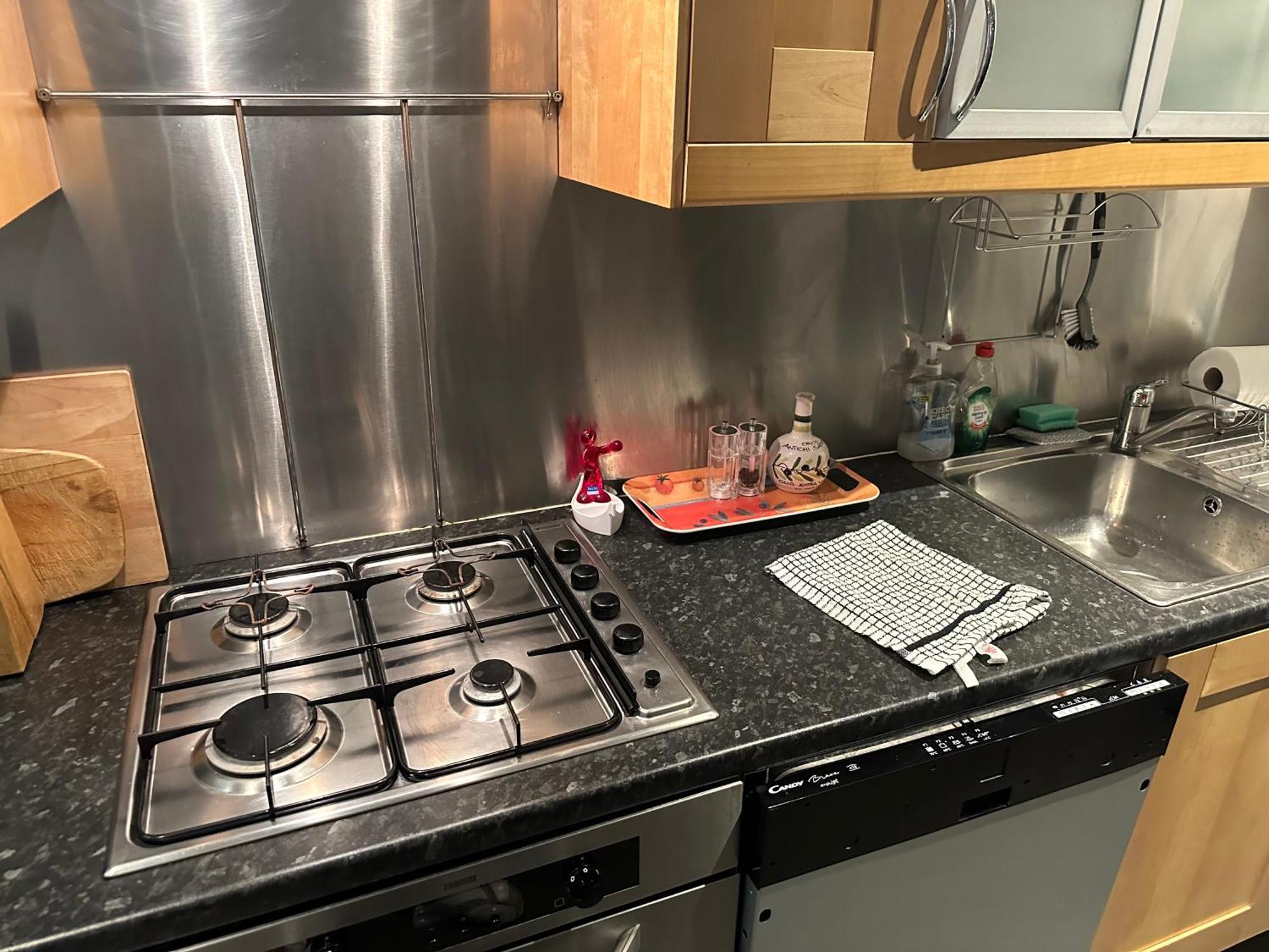 Large Flat In Kensington * Londres