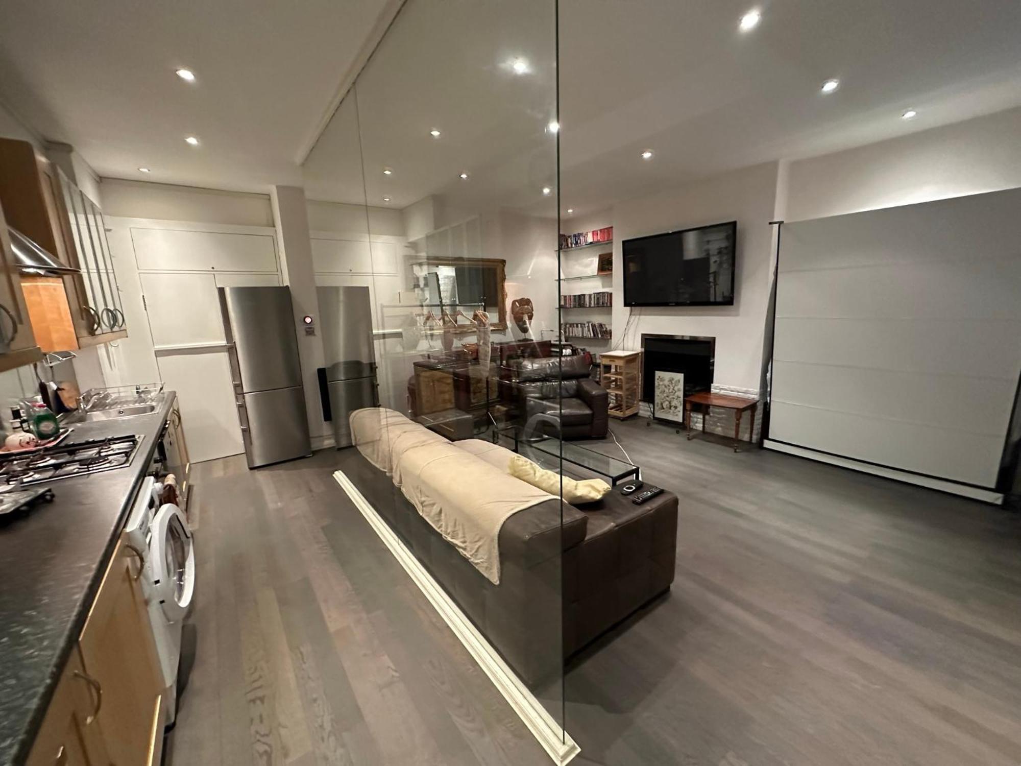 Large Flat In Kensington Apartamento *